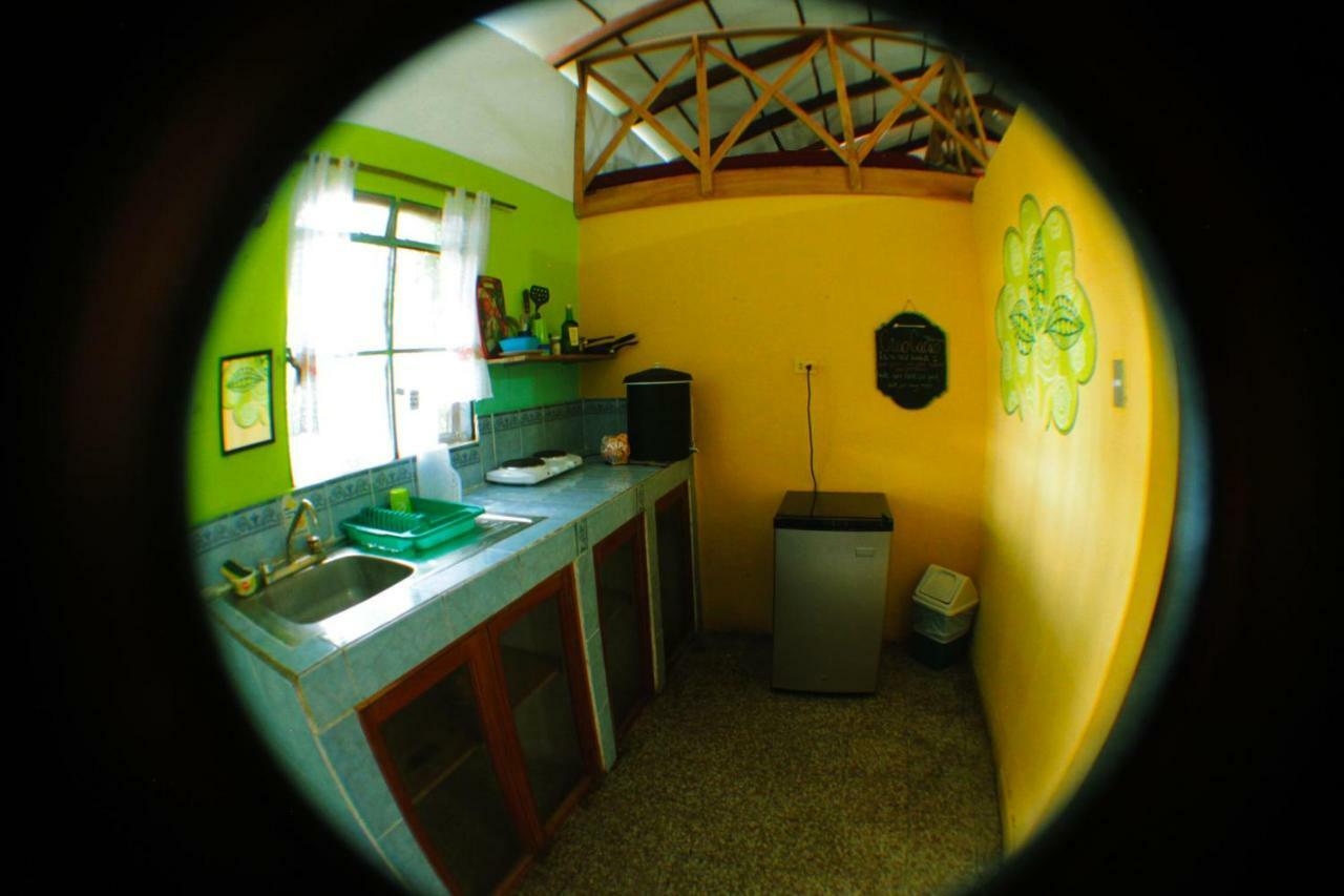 Ciao Cacao Hostel & Vegan Cafe ฟลอเรส ภายนอก รูปภาพ