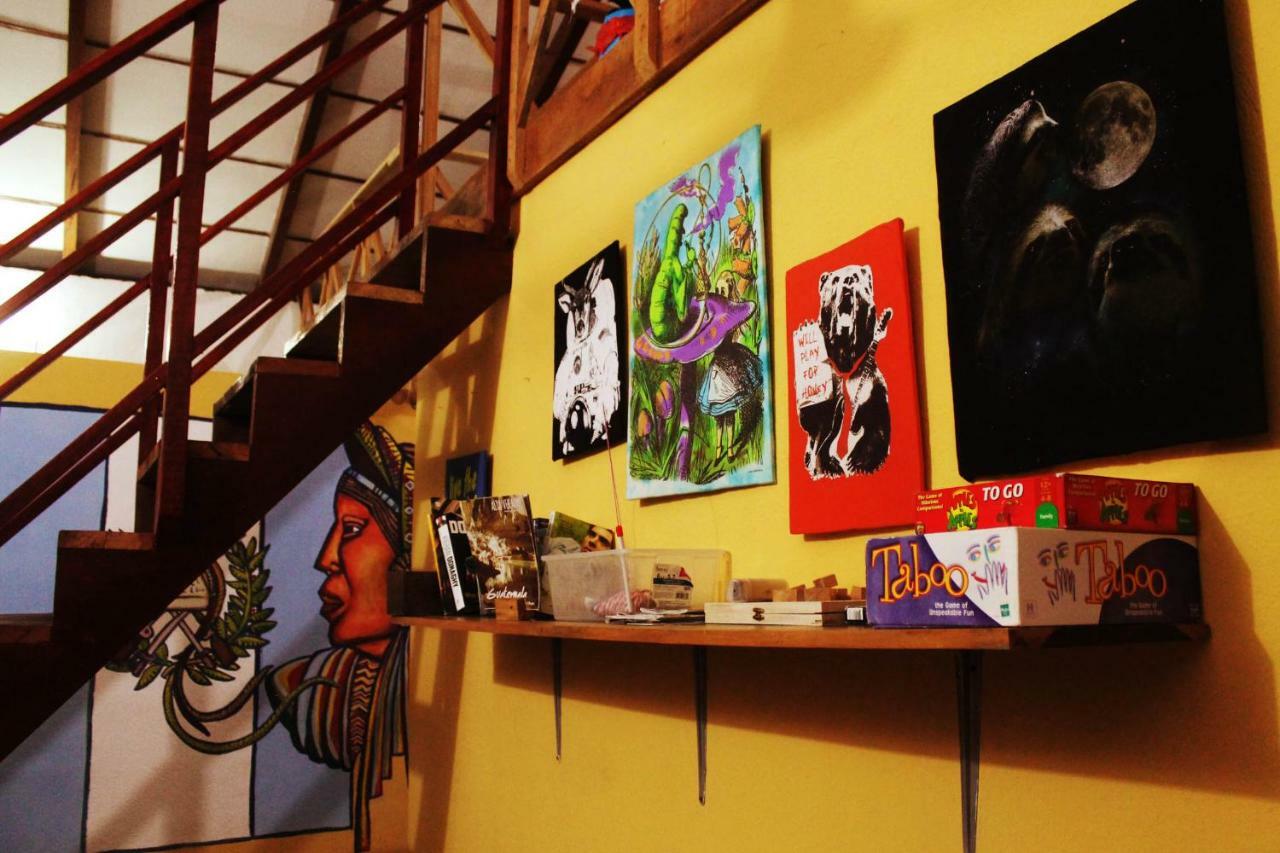 Ciao Cacao Hostel & Vegan Cafe ฟลอเรส ภายนอก รูปภาพ